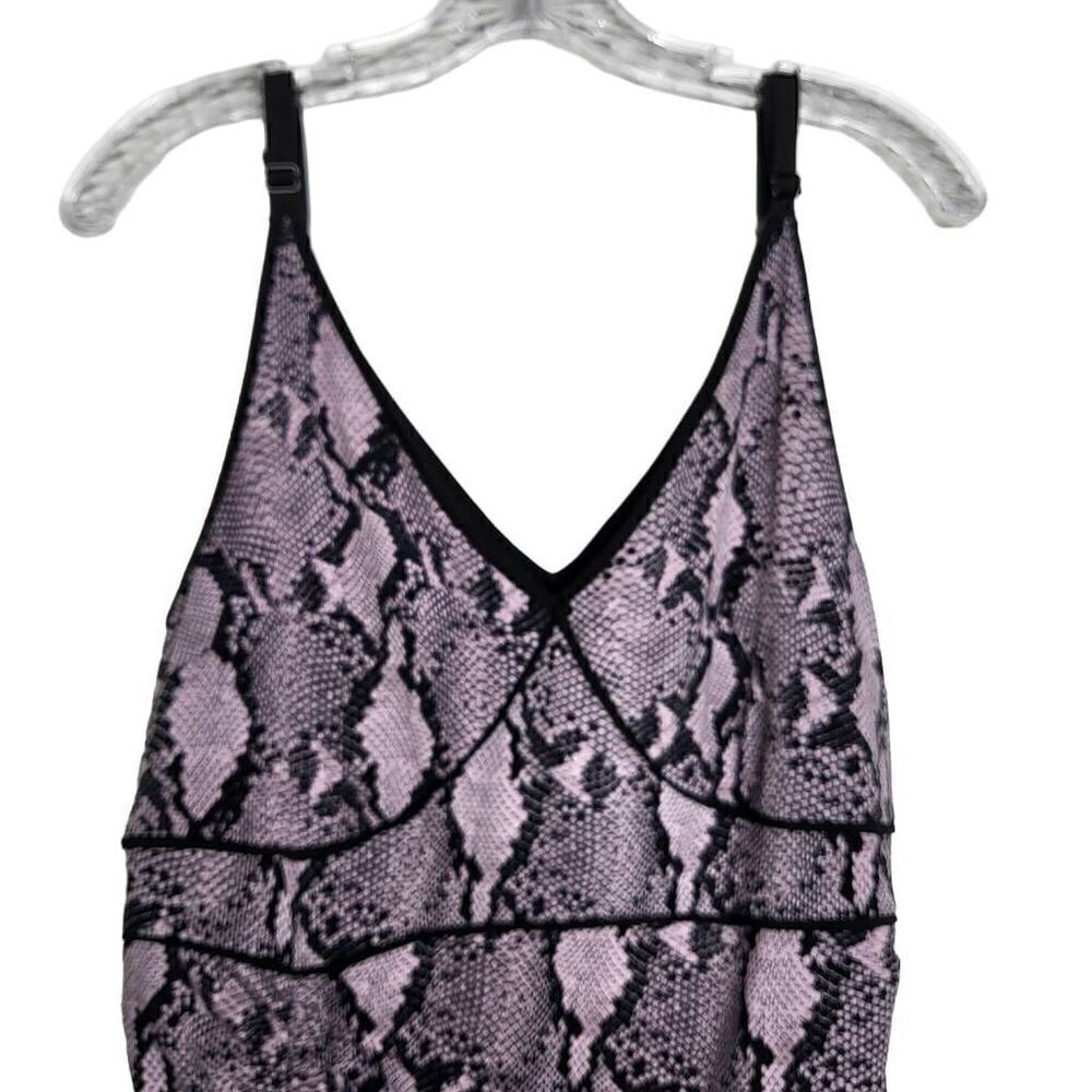 NEW Torrid Mauve Pink Snake Print Knit Ruched Bodycon Dress Size Large - Picture 4 of 9